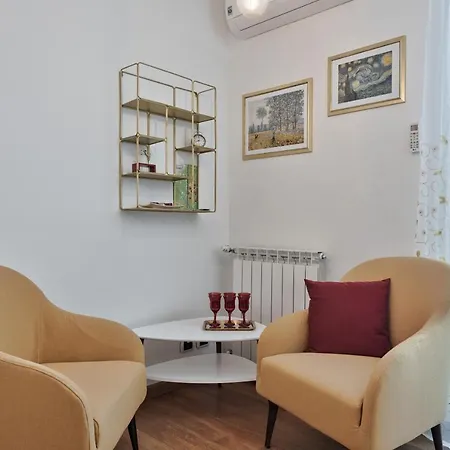 Intimo A Due Passi Dal Centro Apartment